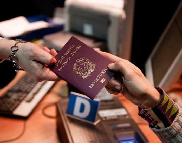 sccwd2212 buying passport online